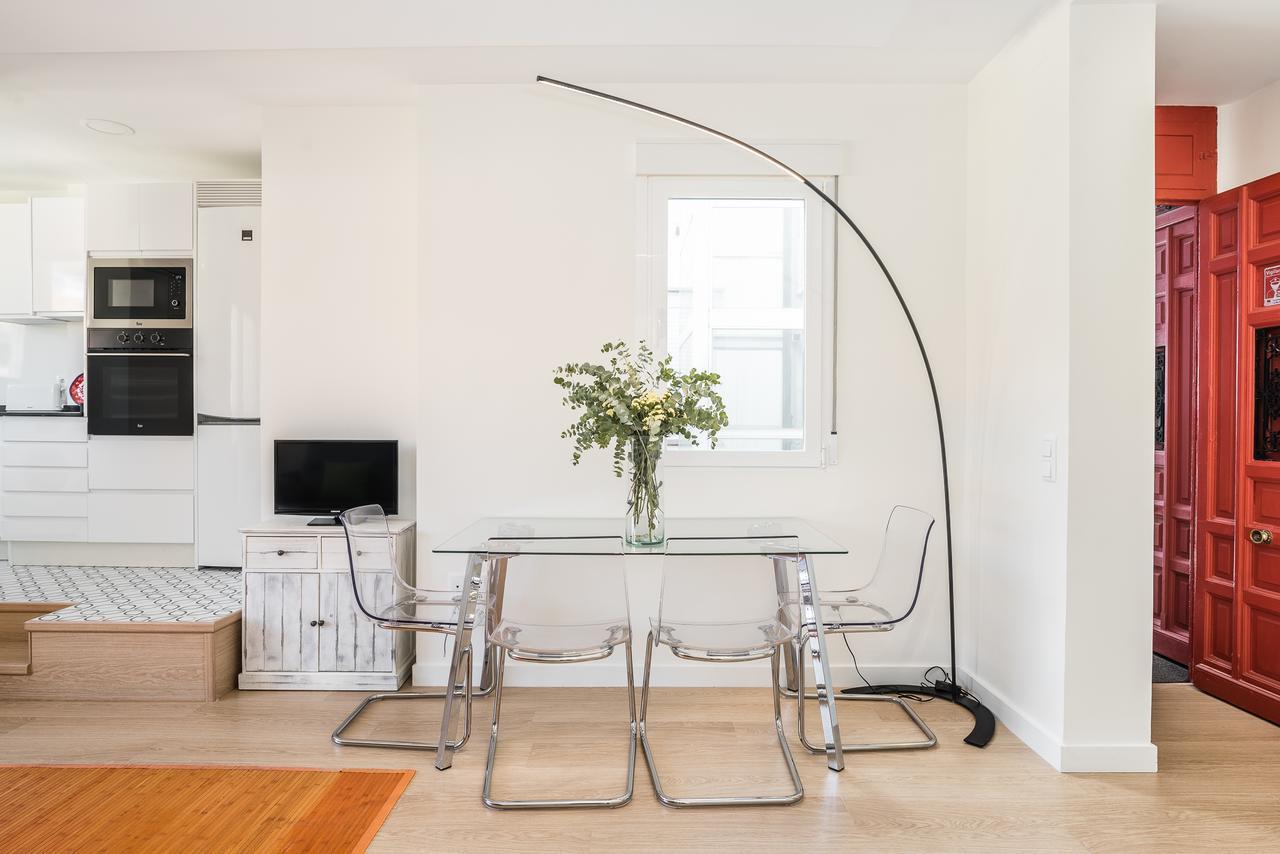 CENTRE **Stunning Terrace Apartment** Мадрид Екстериор снимка