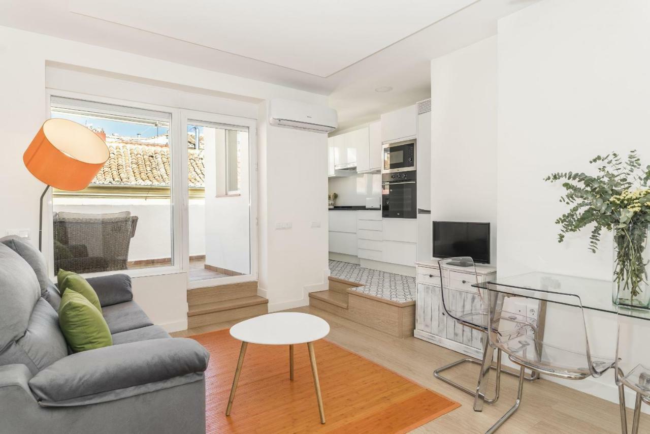 CENTRE **Stunning Terrace Apartment** Мадрид Екстериор снимка