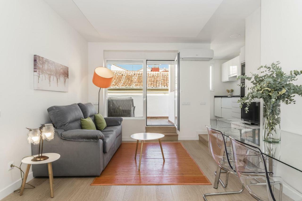 CENTRE **Stunning Terrace Apartment** Мадрид Екстериор снимка